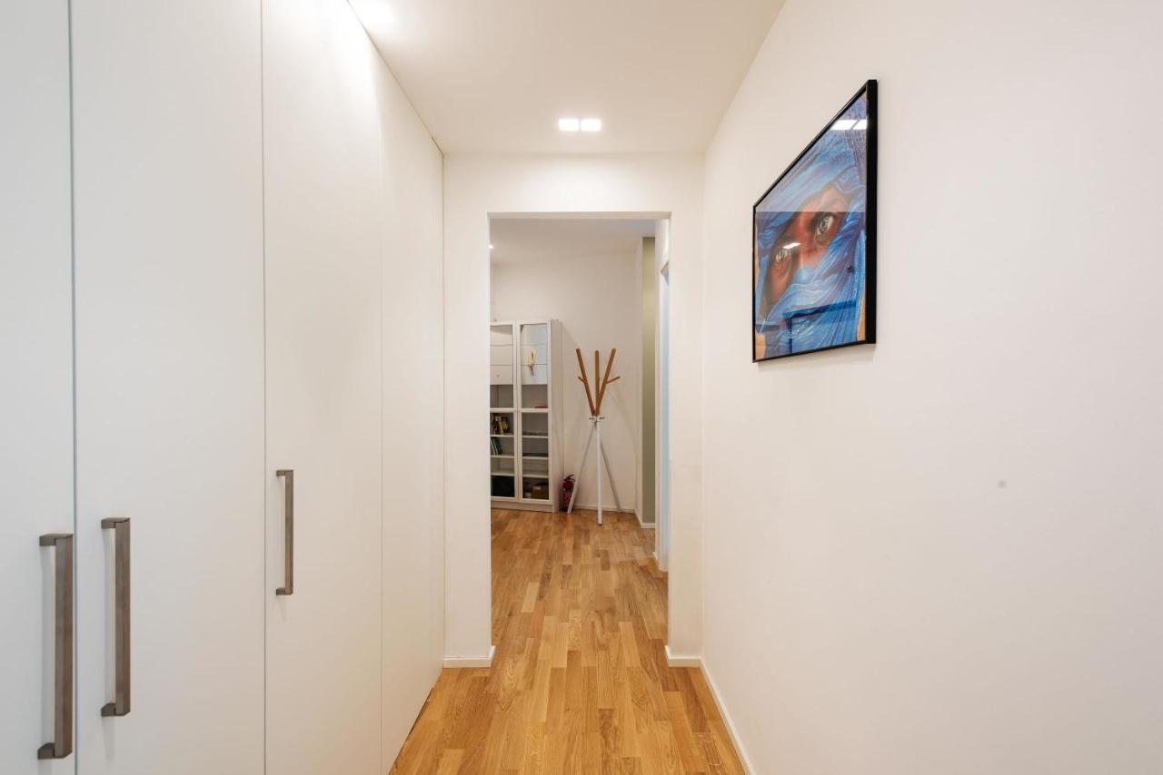 Spacious & Comfortable Apartment In Duomo By Easylife Milano Ngoại thất bức ảnh
