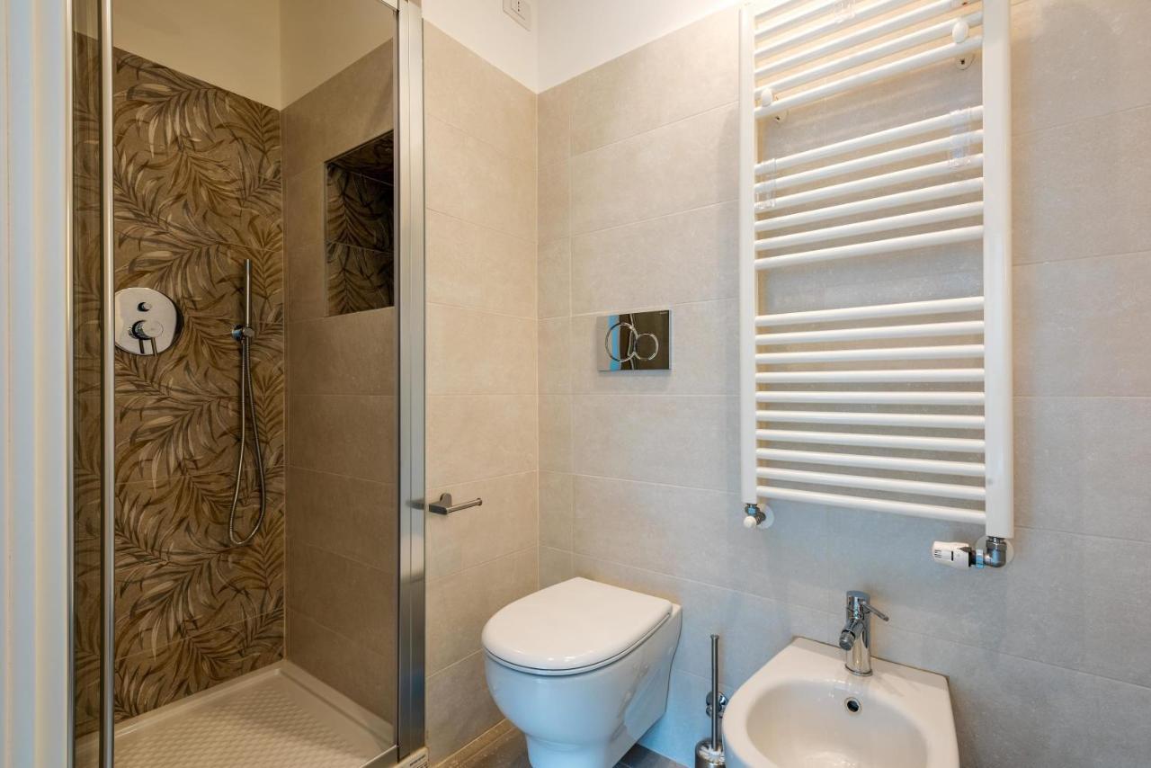 Spacious & Comfortable Apartment In Duomo By Easylife Milano Ngoại thất bức ảnh